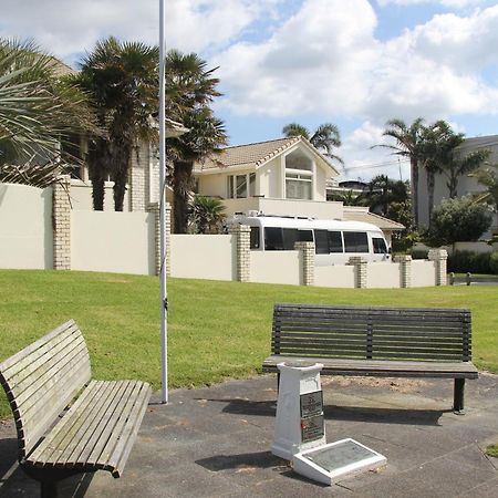 Orewa Beachfront Haven Экстерьер фото
